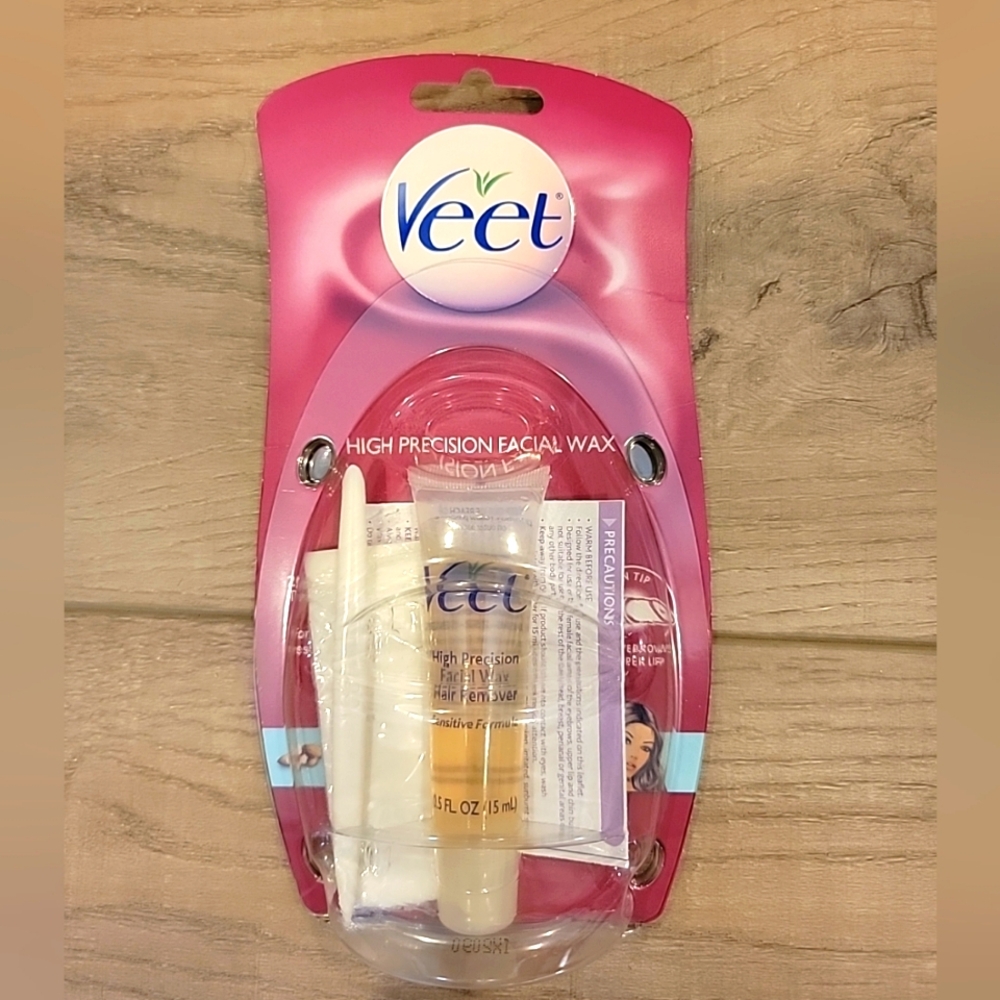NWT Veet High Precision Facial Wax Hair Remover Kit 0.50 Ounces